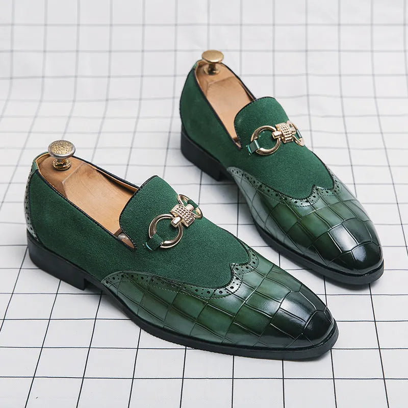 Korean style men's pointed toe leather shoes in black or green with a low top and rubber sole.