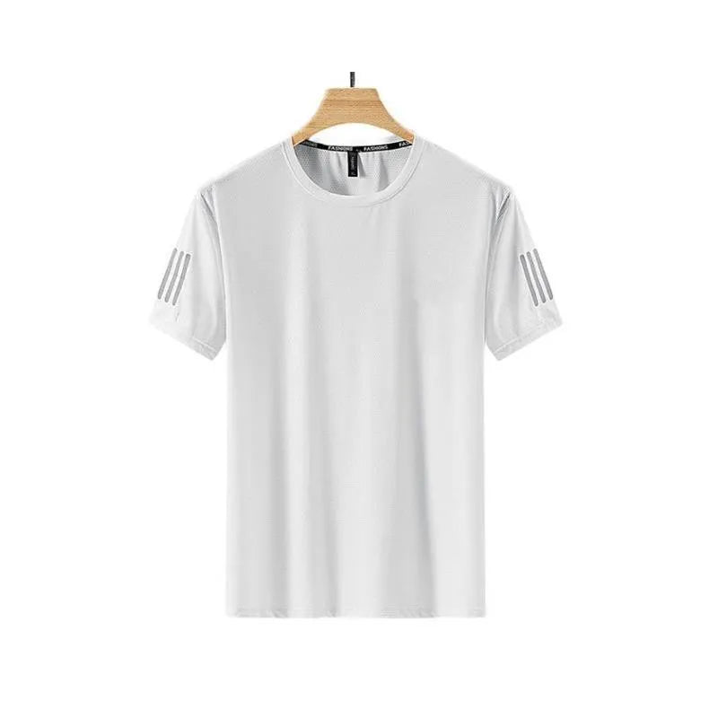 Men's summer solid colour ice T-shirt in black polyester bird eye cloth with round neck and short sleeves on a plain background