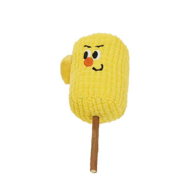 Polio wood corn cob shaped cat toy with catnip for dental cleaning, shown in Boxer and Coach designs.