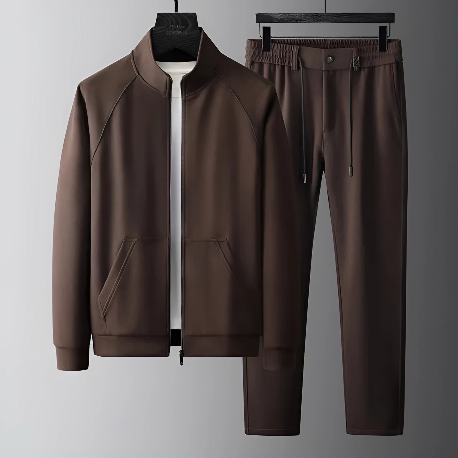 Men's stand collar sports suit set in slim fit with coat and trousers