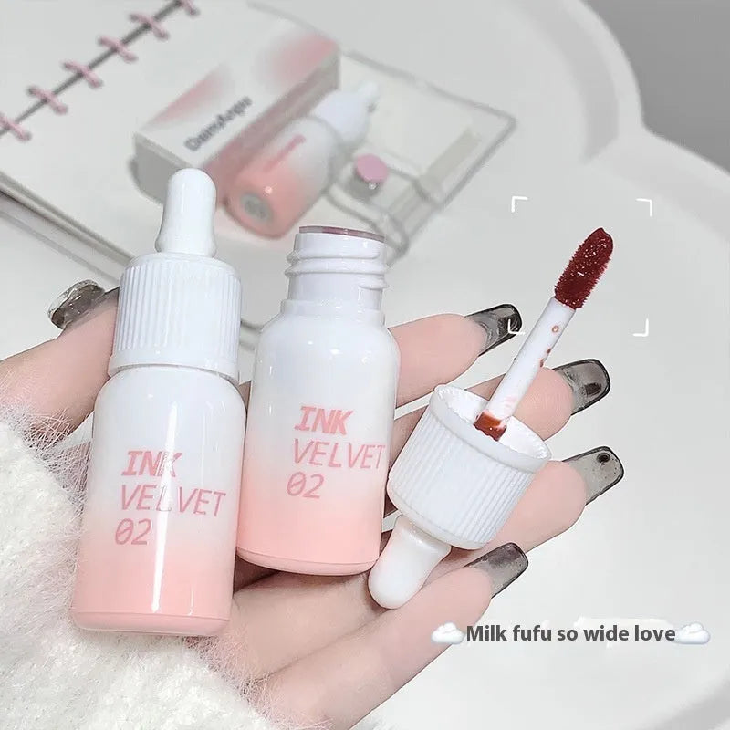 Mirror Lip Lacquer lipstick in milk huhoo series, 3.5g net content, shown in colour options.