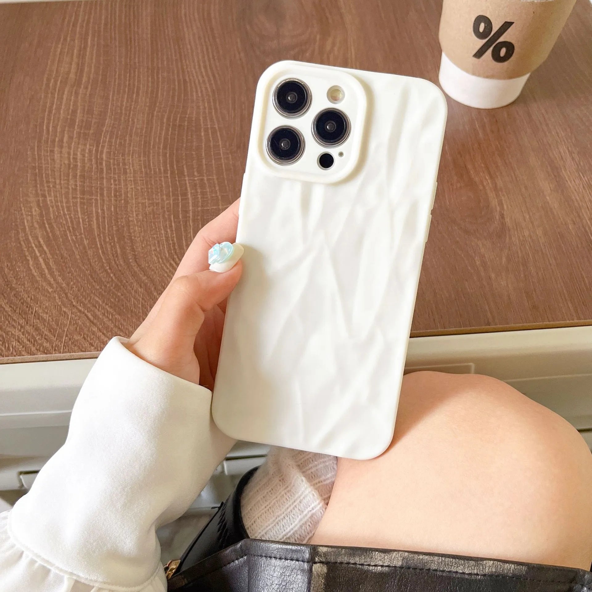 Frosted TPU phone case with pleated pattern in solid colour for iPhone