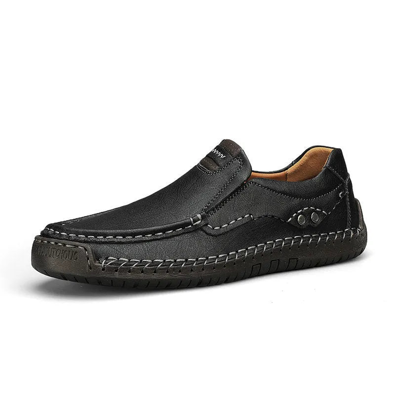 Large size handmade stitching men's outdoor shoes in black leather with rubber sole