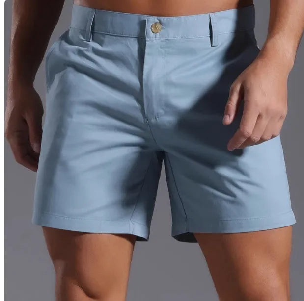 Men's solid colour casual shorts in cotton blend fabric with straight leg Korean style design.