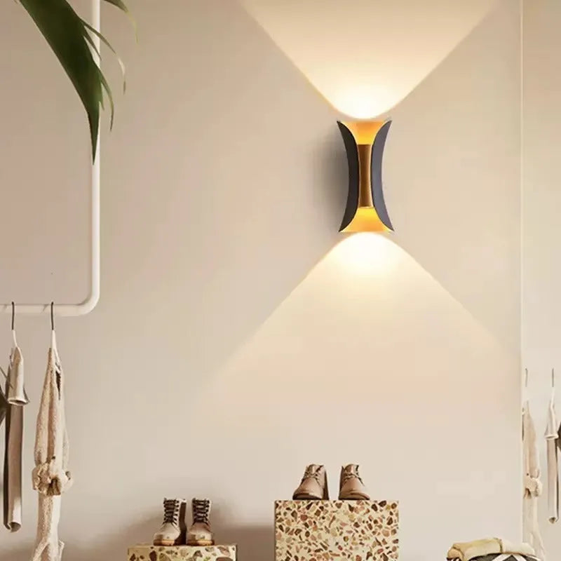 Outdoor wall lamp with aluminium shell in black, IP65 waterproof rating for corridor or stair use.