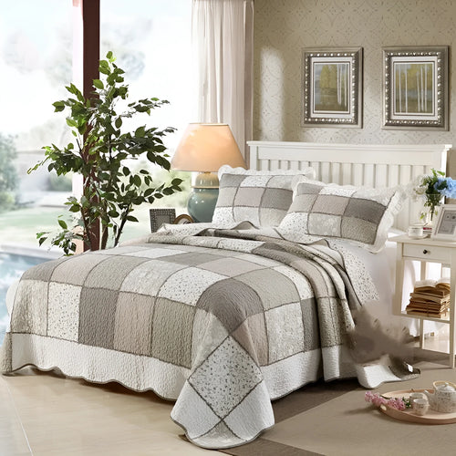 Pure cotton bedspread-style three-piece bedding set with quilted texture in various colour options