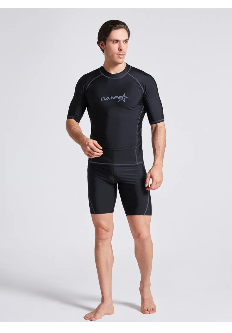 Men's quick-dry half sleeve nylon swimsuit for swimming and wading activities