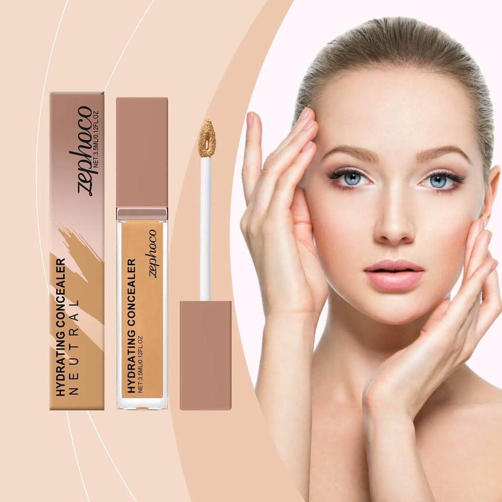 Medium skin tone moisturising liquid foundation and concealer in 3.5ml container
