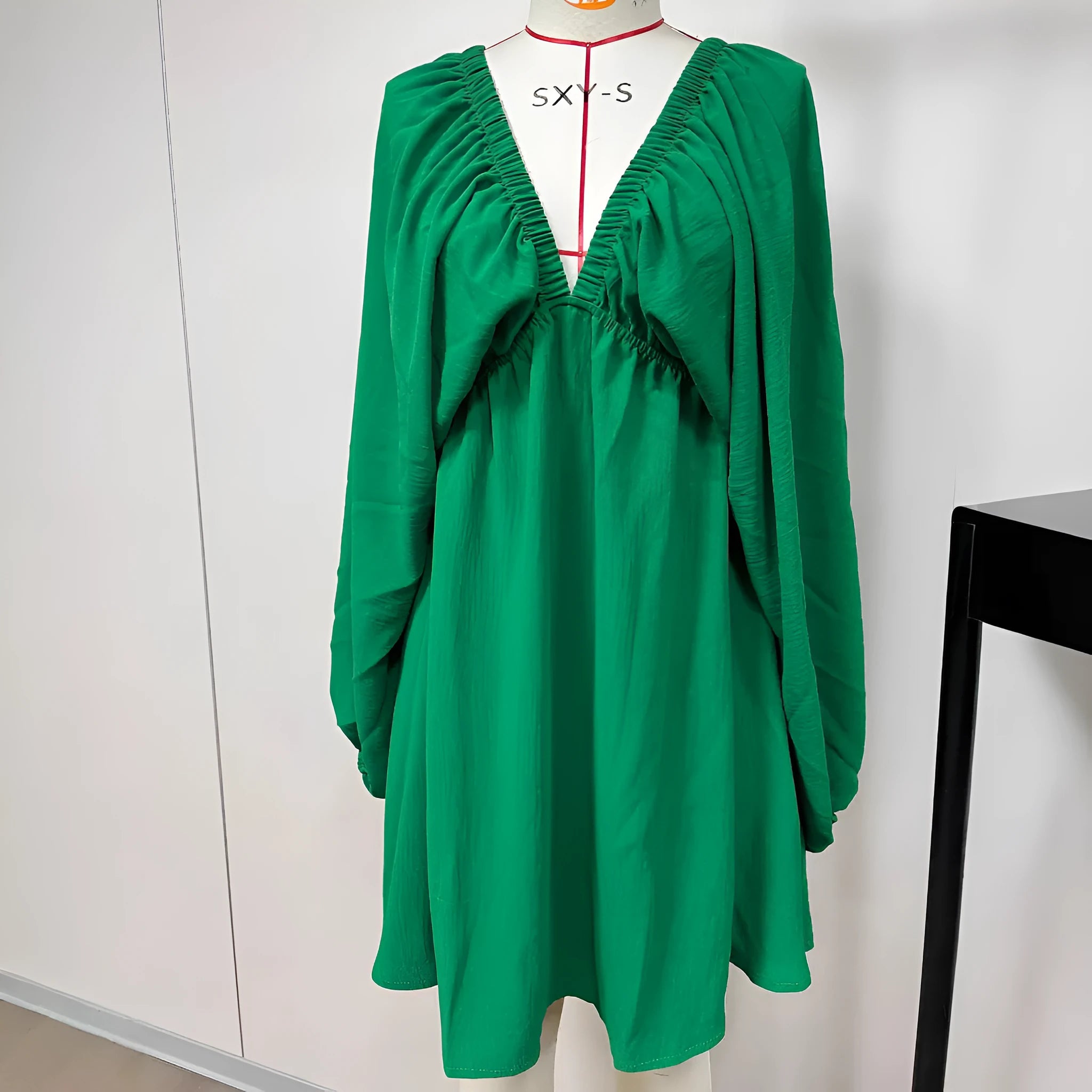 Women's V-neck long sleeve dress with puff sleeves and flounced swing skirt in solid colour