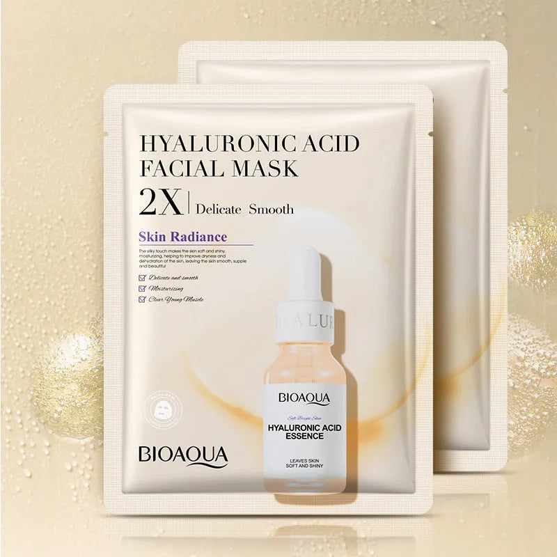 Single collagen facial sheet mask with 30g of clear gel on white background.