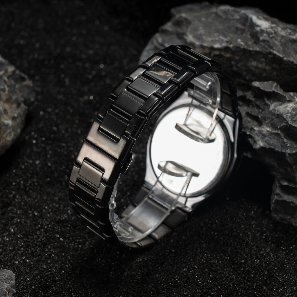 Men's steel business casual quartz watch with a 10mm case on a matching steel belt.