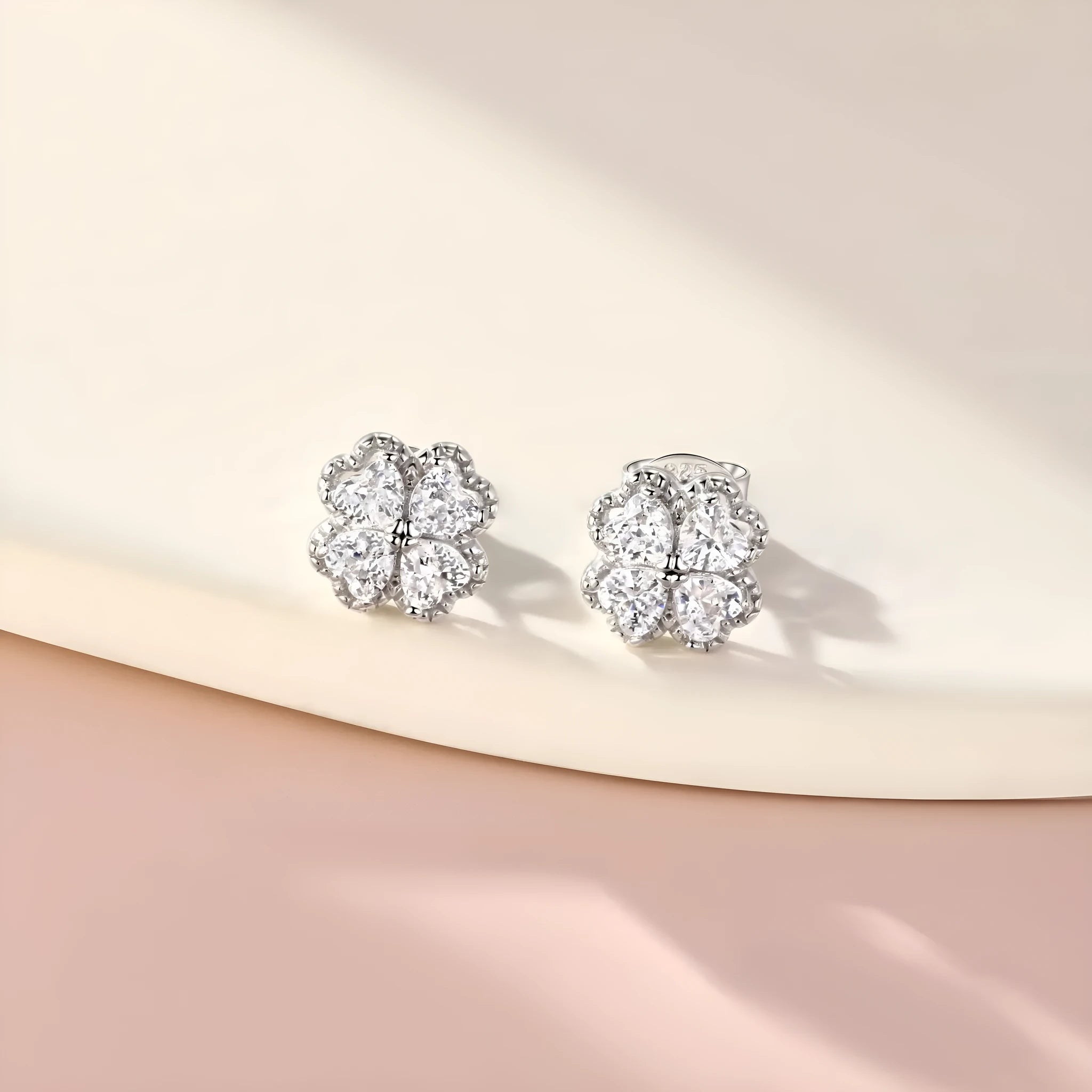 Zeng Yin 925 silver heart-shaped zircon earrings with a white gold colour finish.