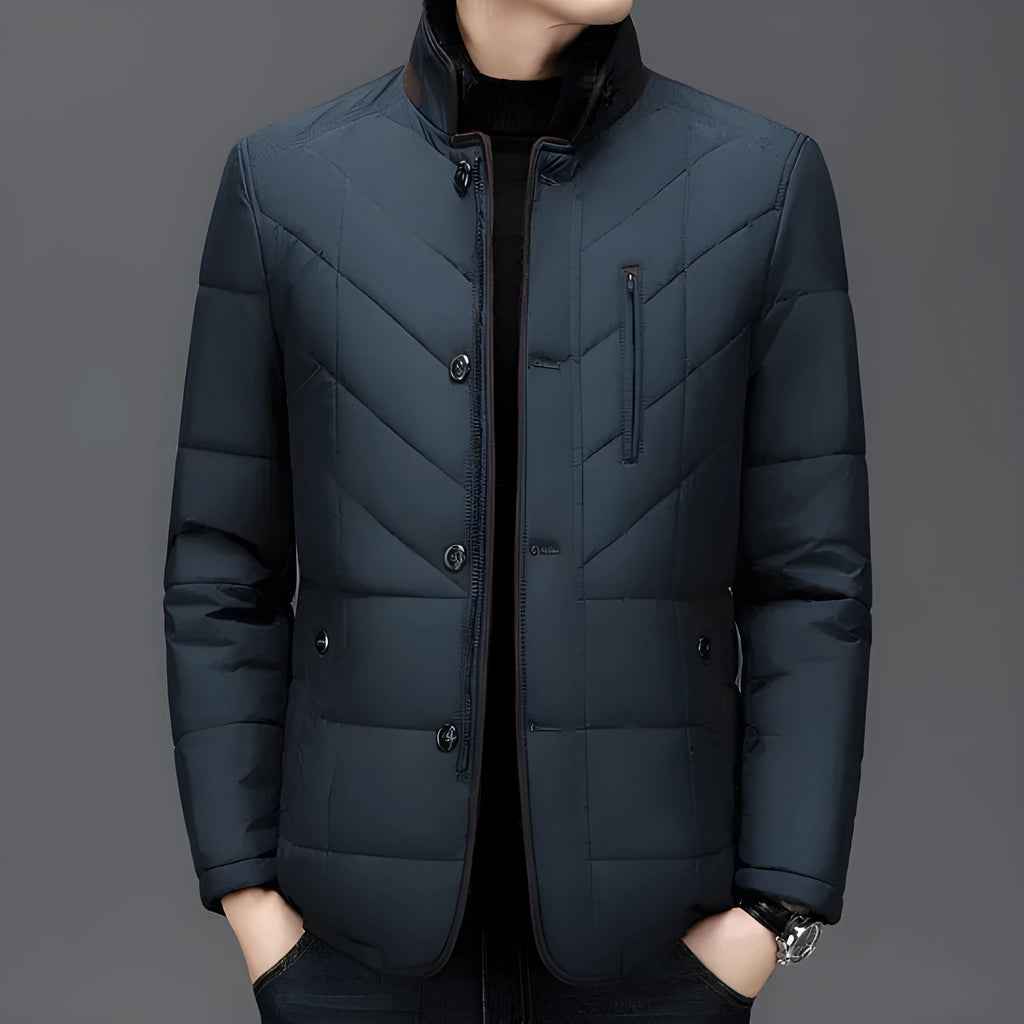 Men's solid colour winter short coat with side seam pockets in dark blue.