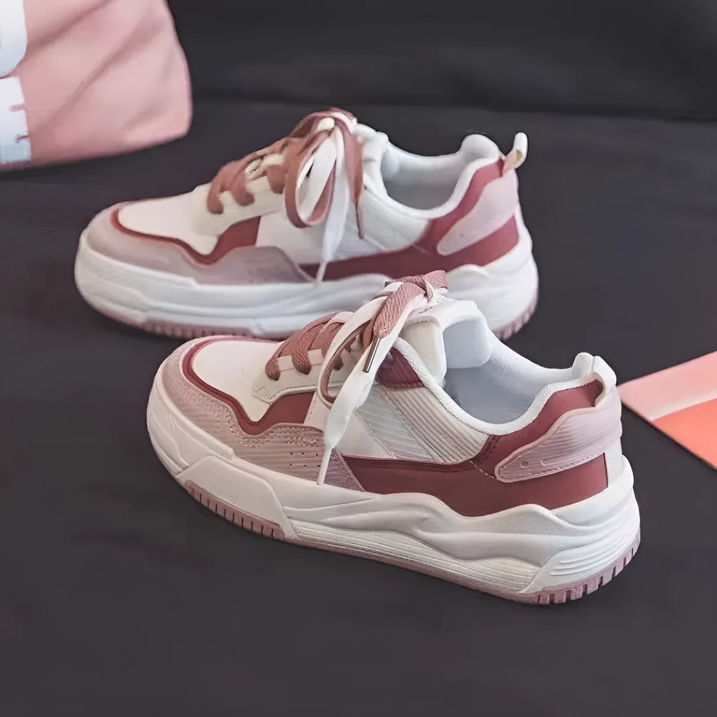 Women's low-top rubber sneaker in beige with height-increasing sole