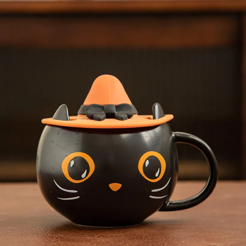 Black cat-shaped ceramic mug with pumpkin decoration and 355ml capacity