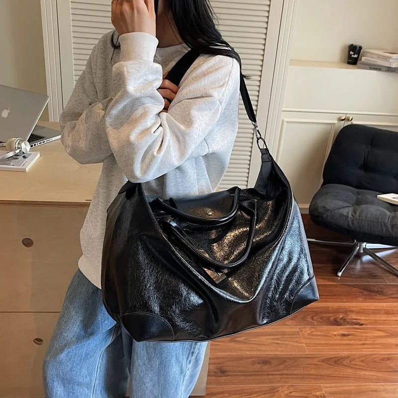 Large Capacity Hand-carrying Short Travel Travel Bag For Women PU Material Breathable Ultra-light Wear-resistant Burden-reducing 36-55L Black Silver