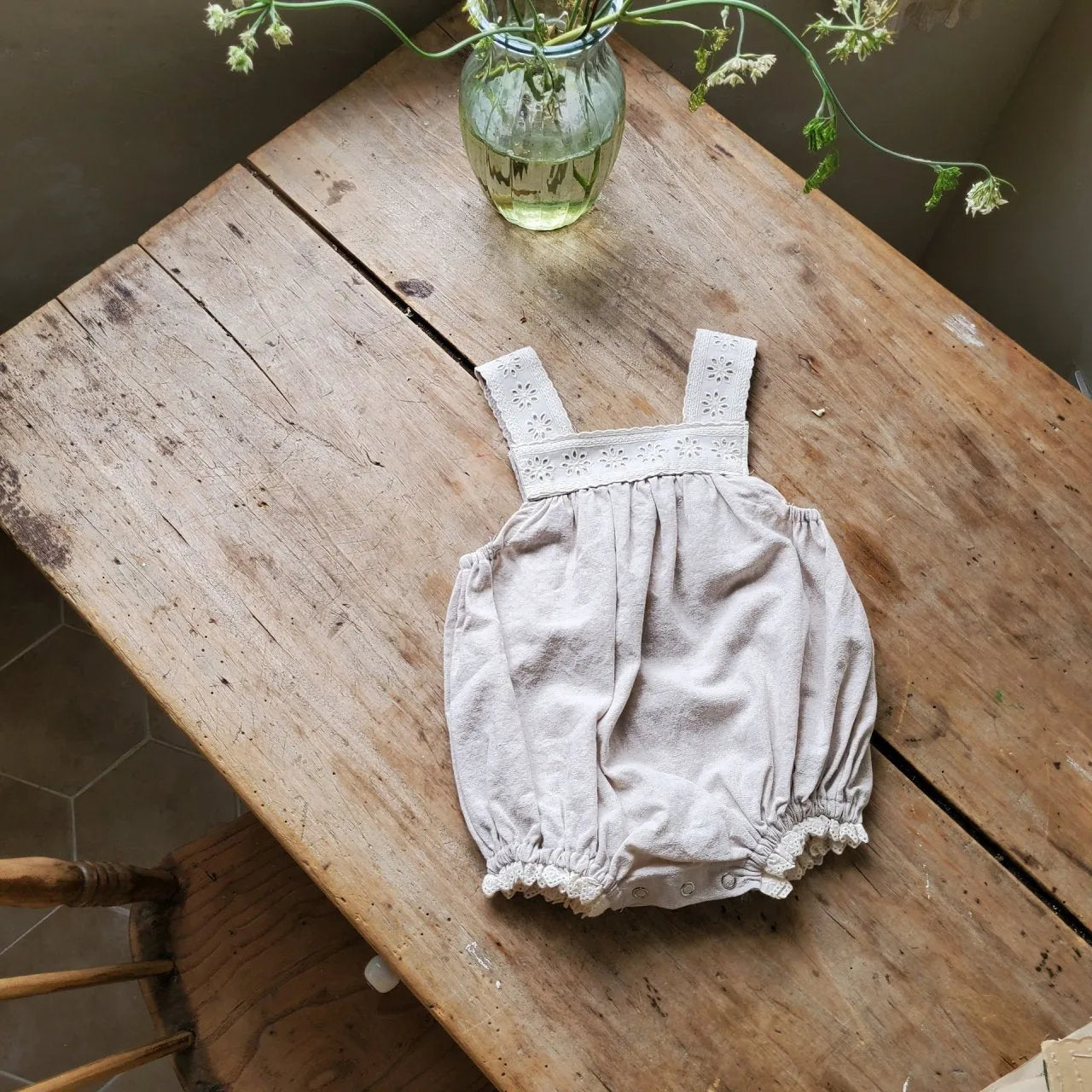 Girls cotton puff short sleeve top and lace strap romper two-piece set in apricot cotton fabric