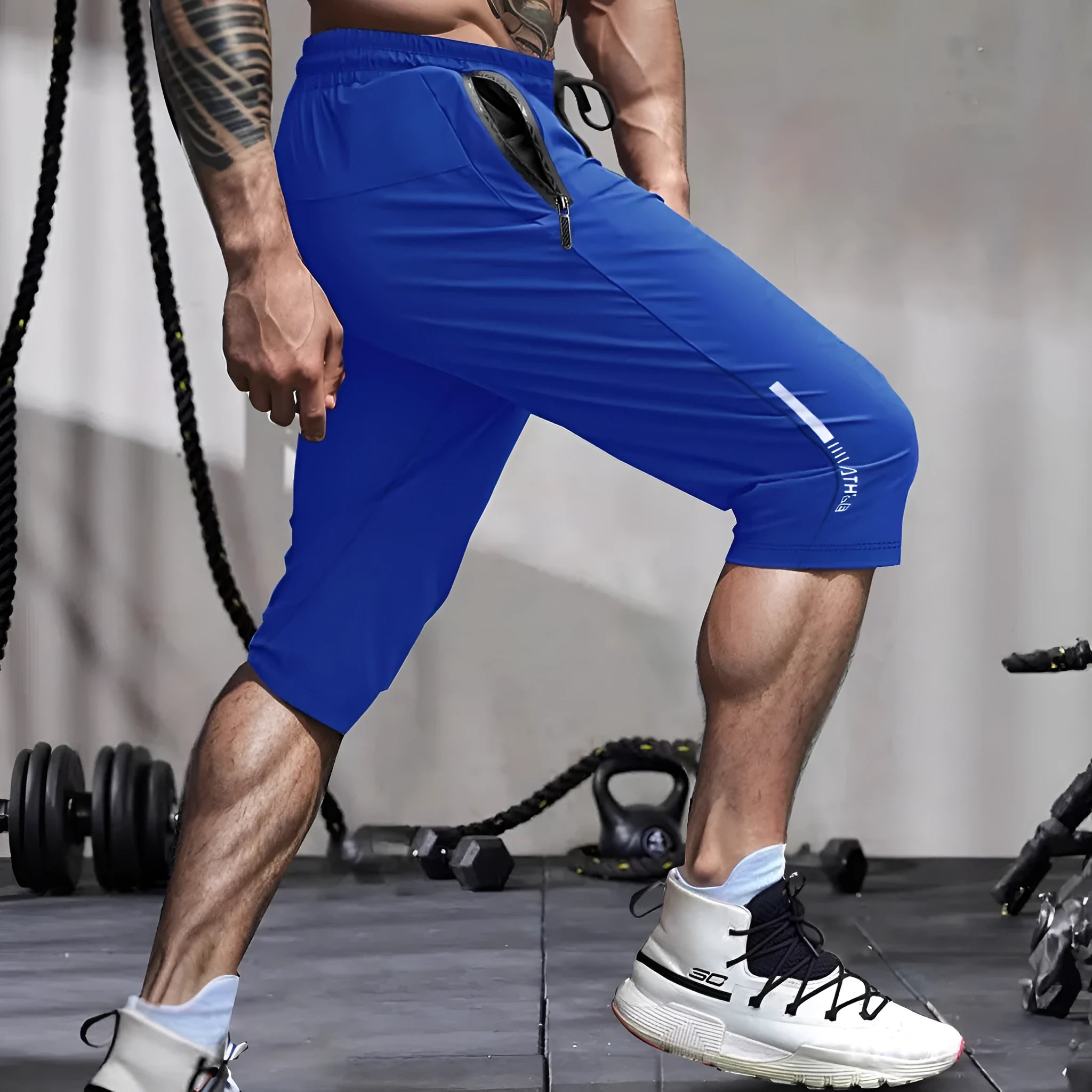Men's cropped sports trousers in quick-drying nylon fabric for summer wear