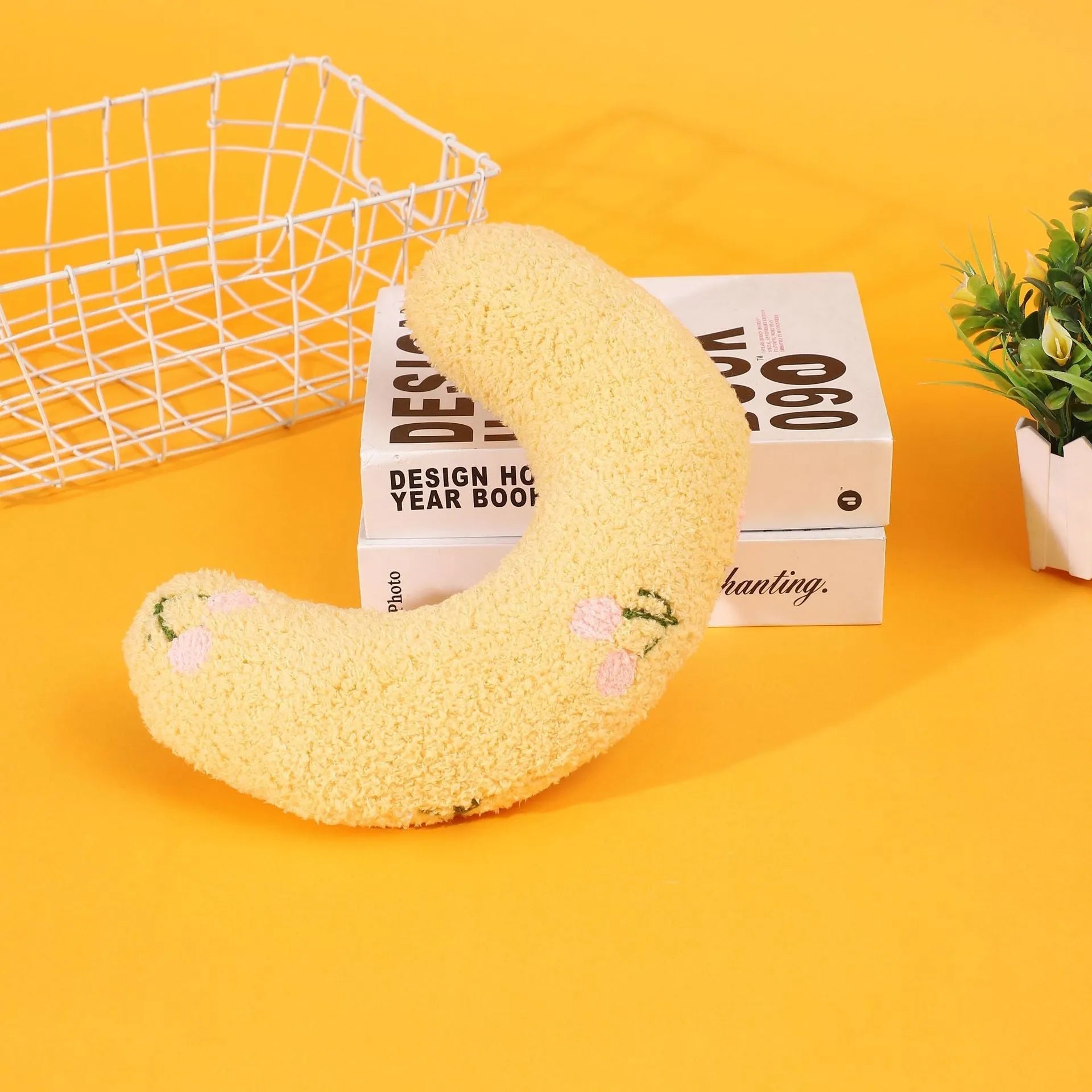 Half moon U-shaped cartoon pet pillow for dogs and cats in blue colour
