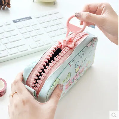 Leather corner animal pencil case in cartoon pattern with zip closure, compact storage for pens and pencils