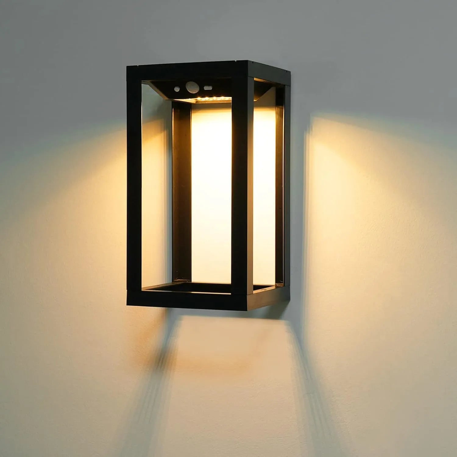 Modern Chinese style waterproof solar outdoor wall lamp for garden and courtyard lighting