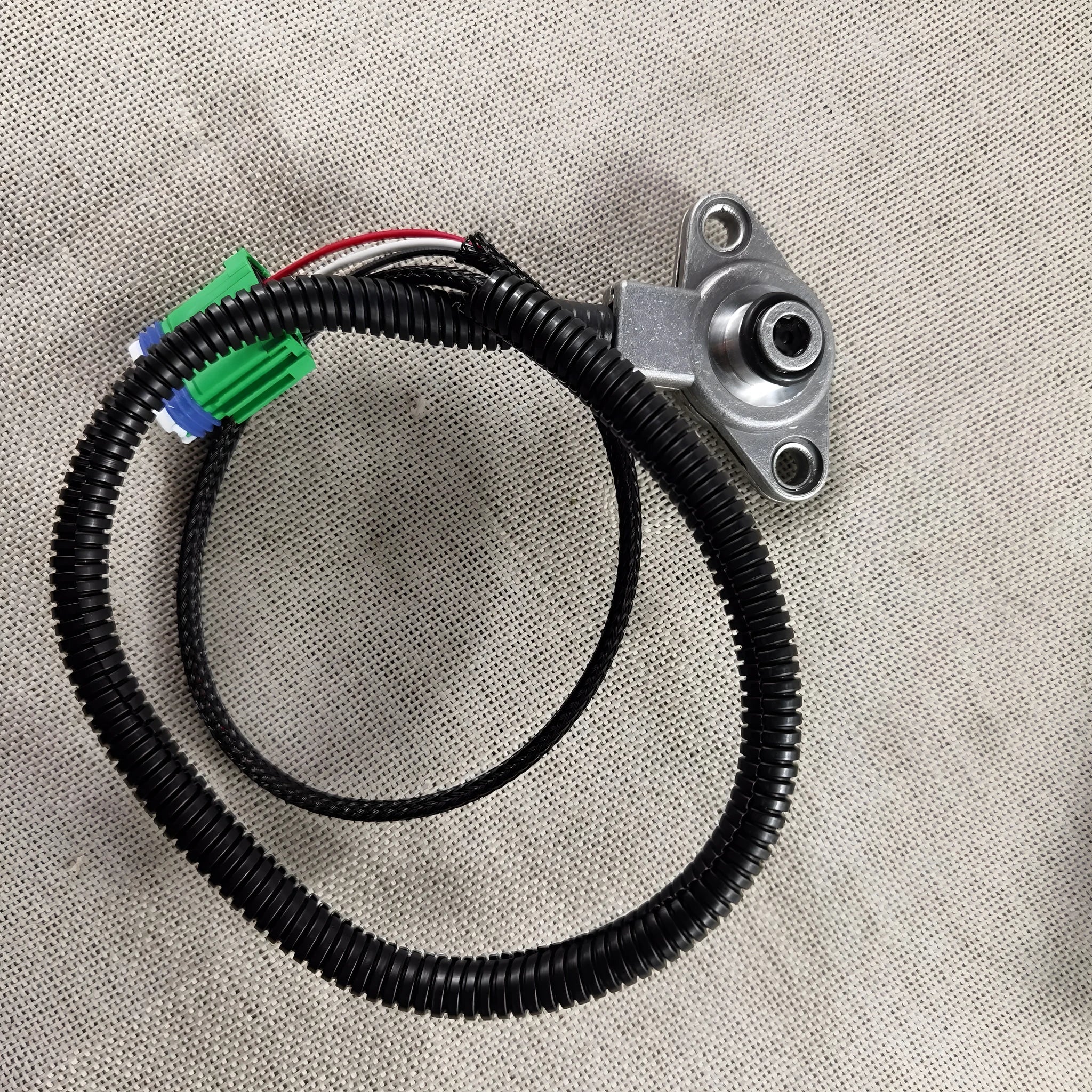 Gearbox pressure sensor model 7700100009 made of metal for transmission systems