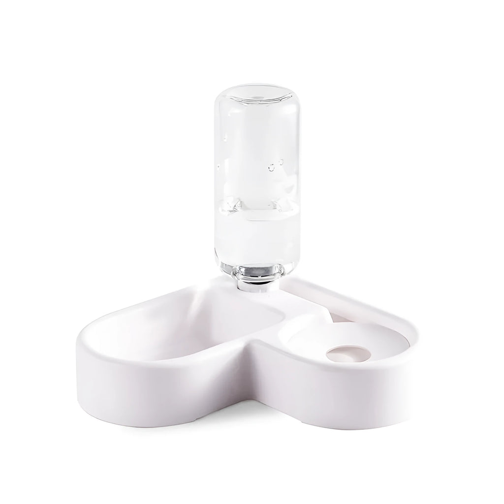 White cat water fountain with 4-litre capacity and triple filtration system