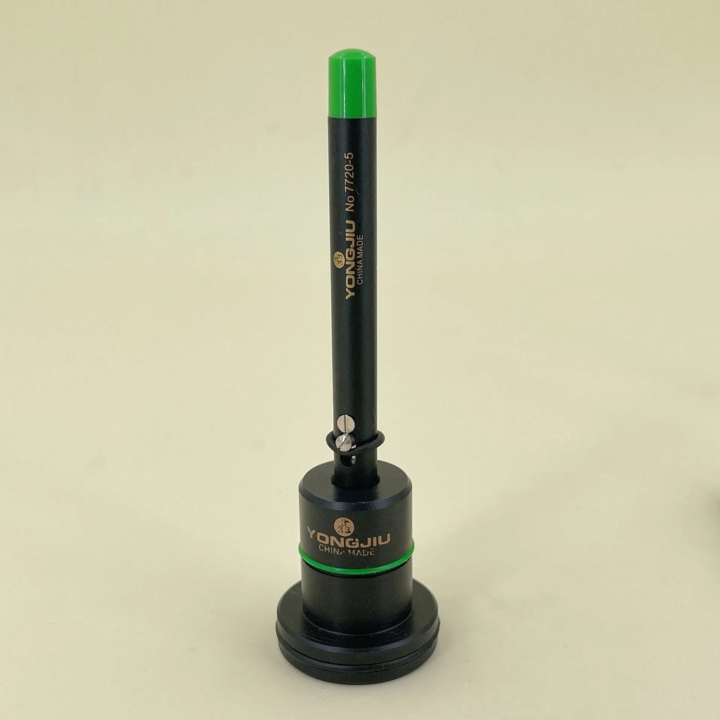 Watch repair oiling pen with fine needle tip for precision lubrication