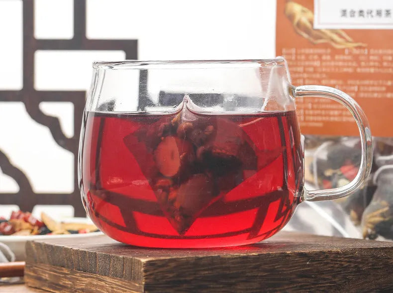 Box of ginseng black wolfberry tea containing 40 individual tea bags, total weight 200g.