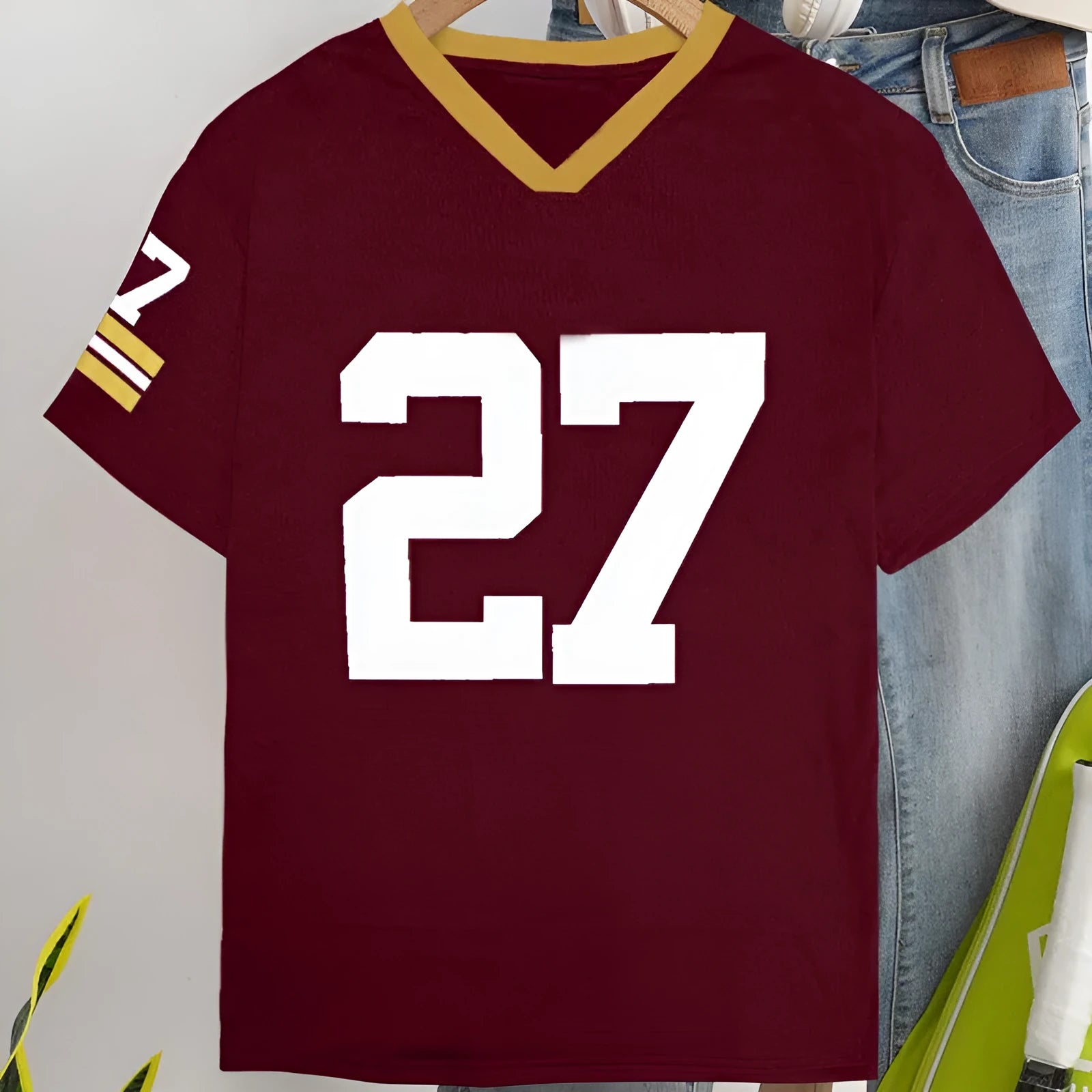 Casual cotton T-shirt with digital letter print in red or green, loose fit short sleeve design