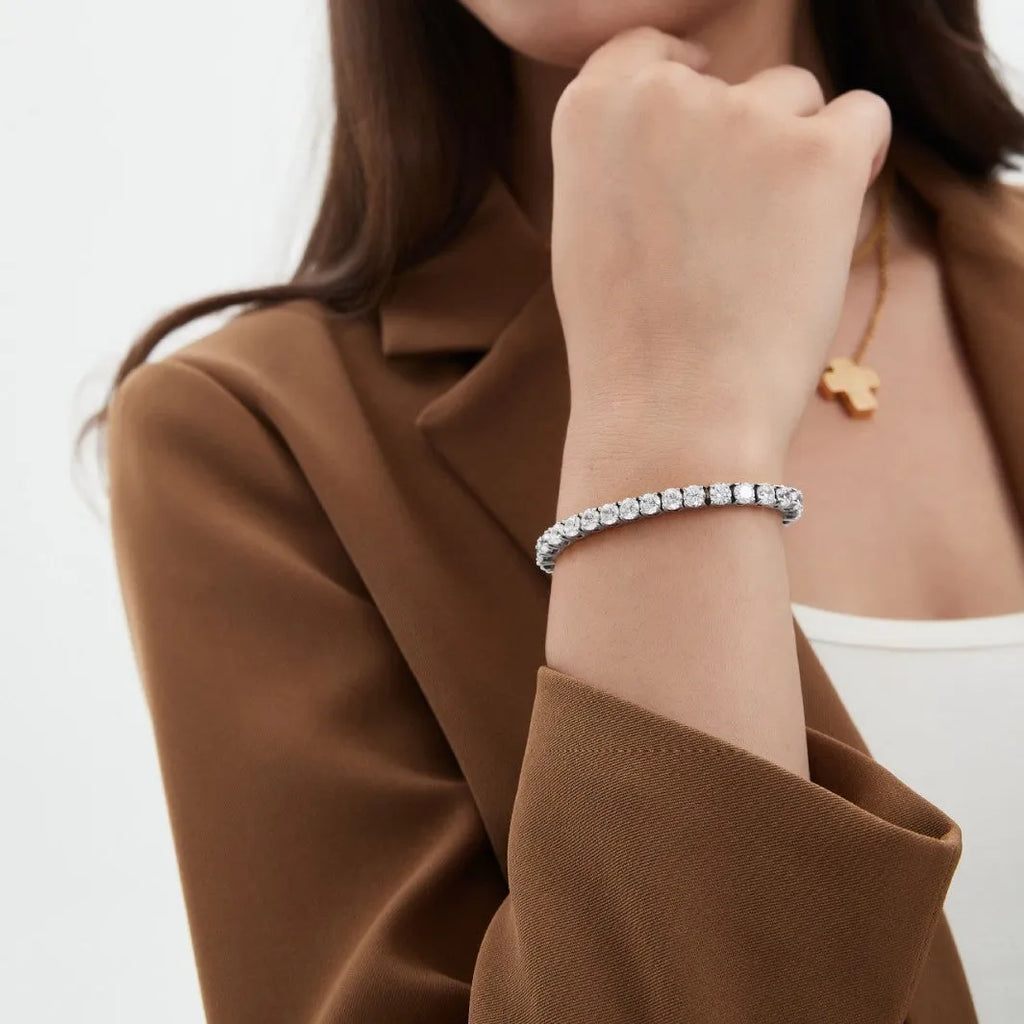 Stainless steel mesh ball chain necklace with inlaid zircon stones on a steel colour geometric chain