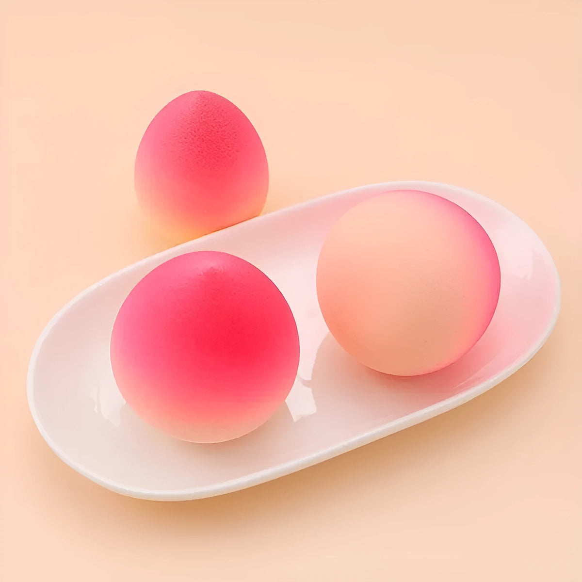Makeup sponge egg with hydrophilic non-latex sponge and drying rack in gradient powder colour
