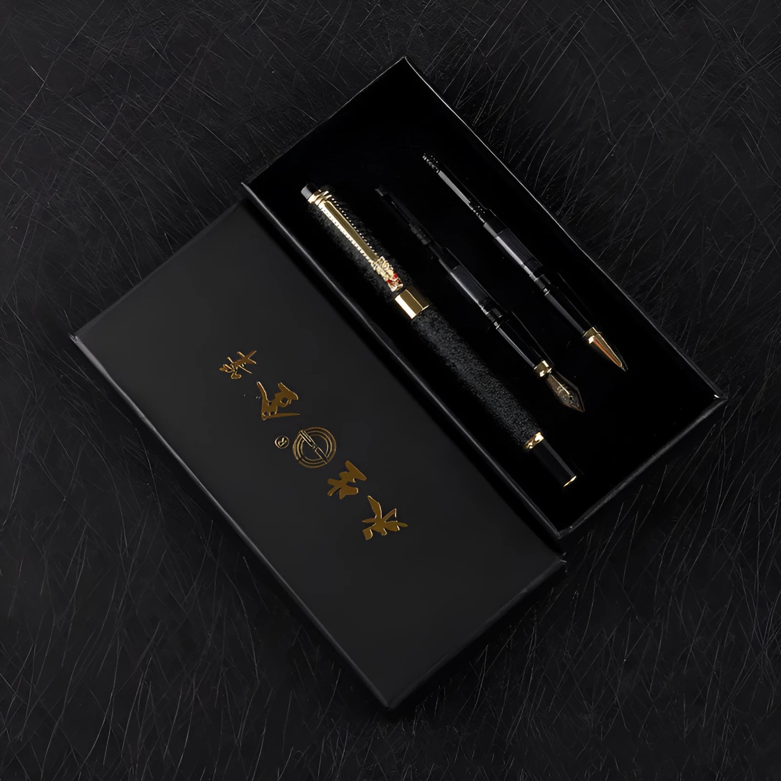 Immortal metal fountain pen with iridium nib in white colour, fine tip 0.5mm