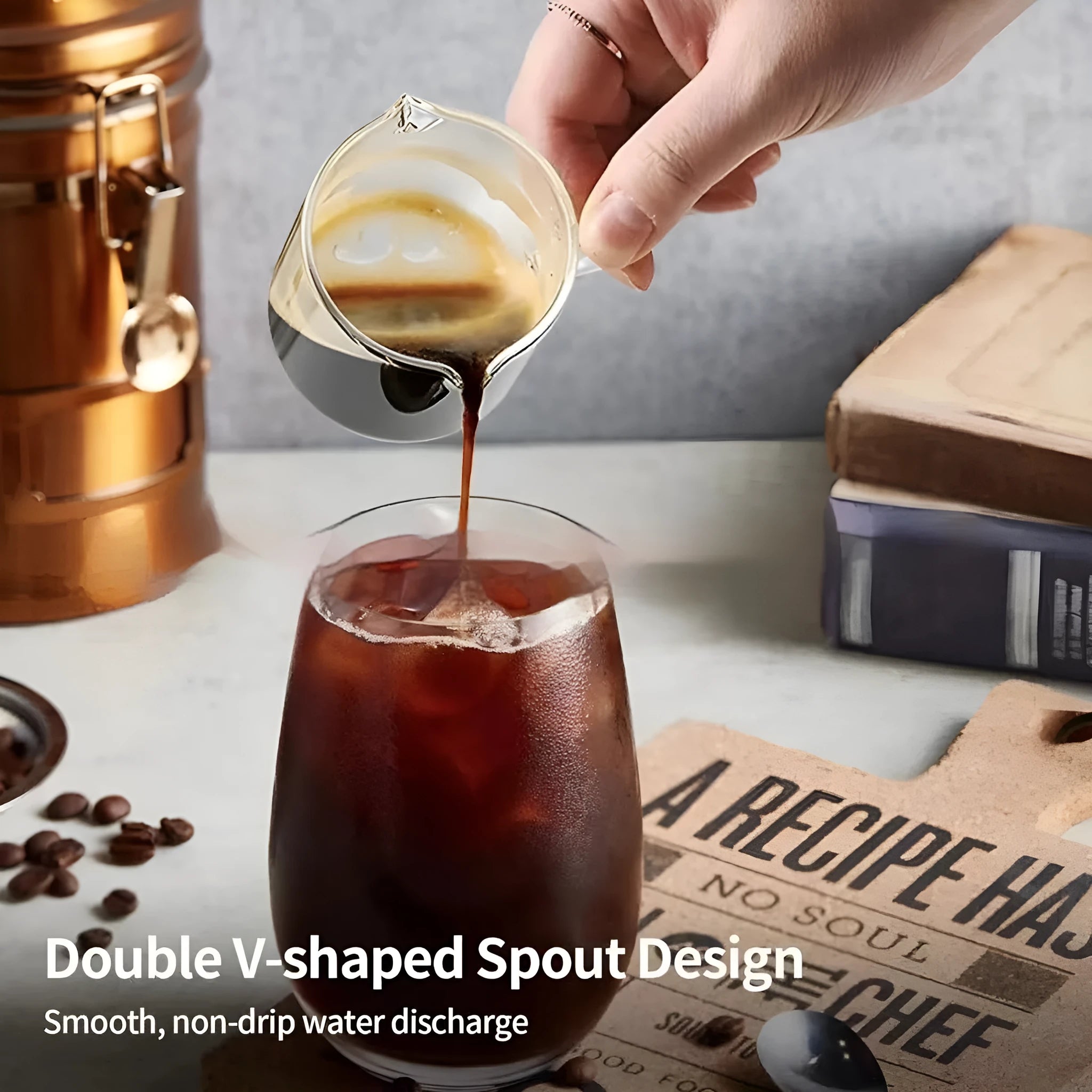 Transparent double-mouth coffee glasses with white styling for espresso and flat white drinks