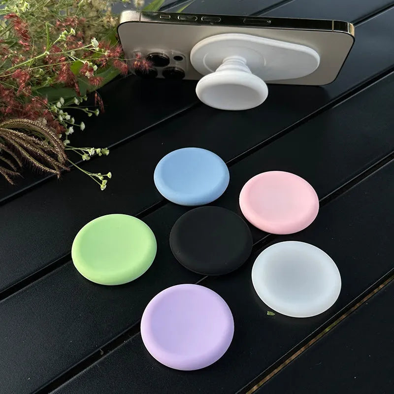 Silicone cup cover for magnetic mobile phone airbag bracket in snap-on design with colour options