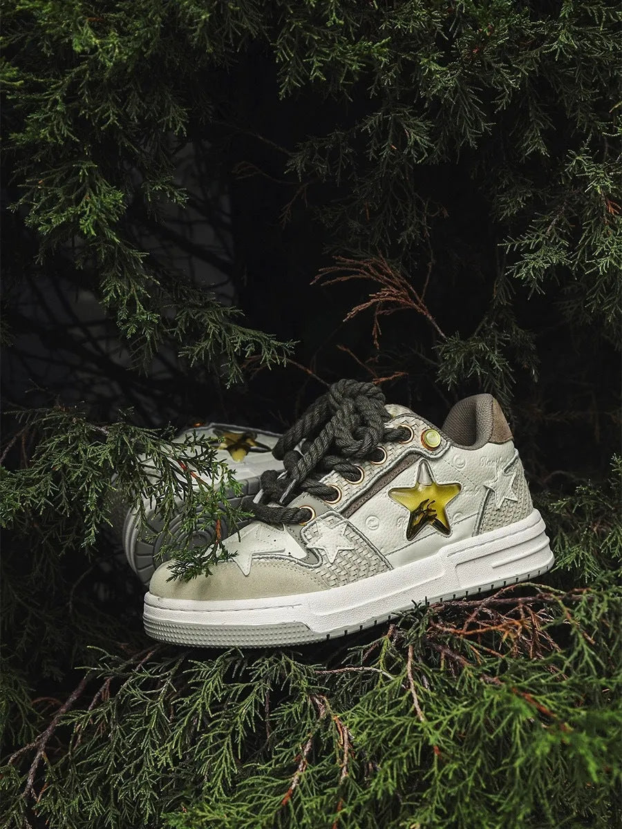 Unisex low-top cowhide leather platform running shoes in West Lake Dragon Well Tea colour with a round toe and lace-up front.