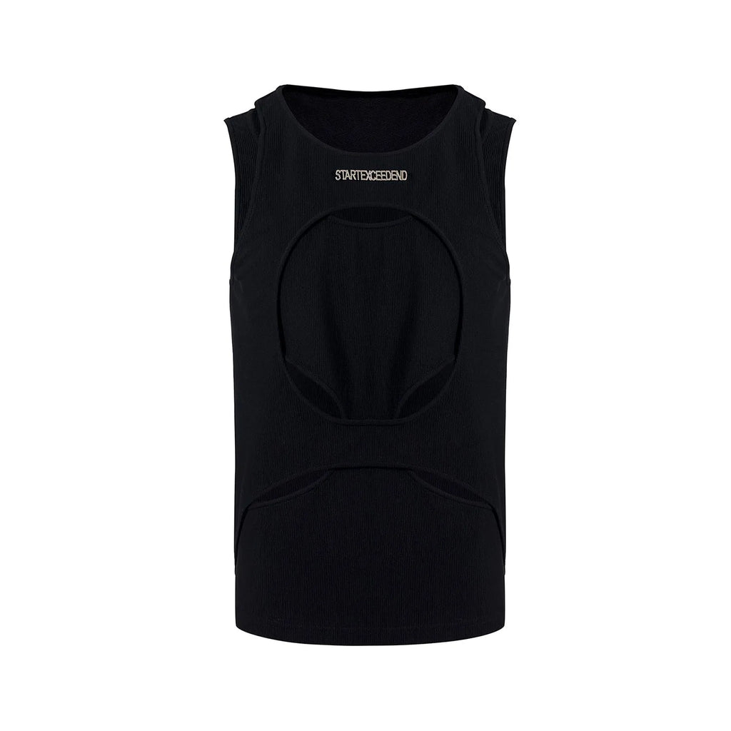 Man wearing a loose-fitting black sleeveless vest with a round neck, showcasing the hollow-knit fabric texture.