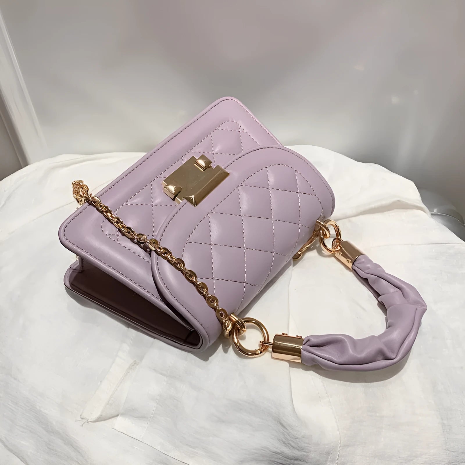 Korean style purple women's shoulder bag with chain strap showing front view