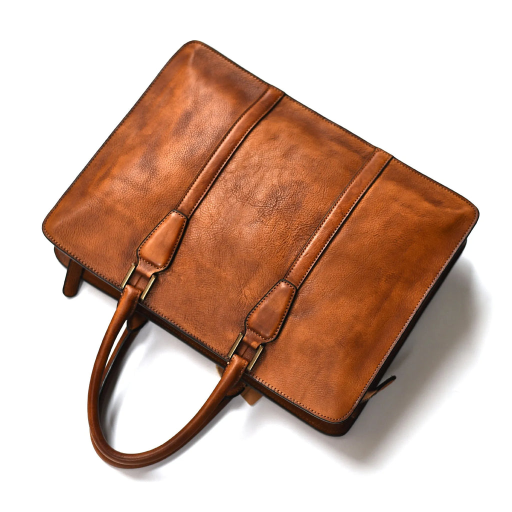 Men's 14-inch horizontal leather business handbag in khaki colour with zipper closure