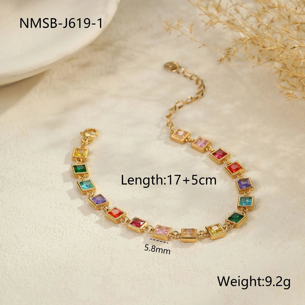 Women's stainless steel bracelet with 18K electroplated finish in gold or silver, showing heart, square, and circle shape options.