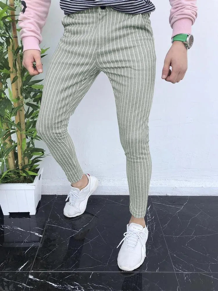 Men's slim-fit plaid trousers with 3D printed pattern in polyester blend fabric