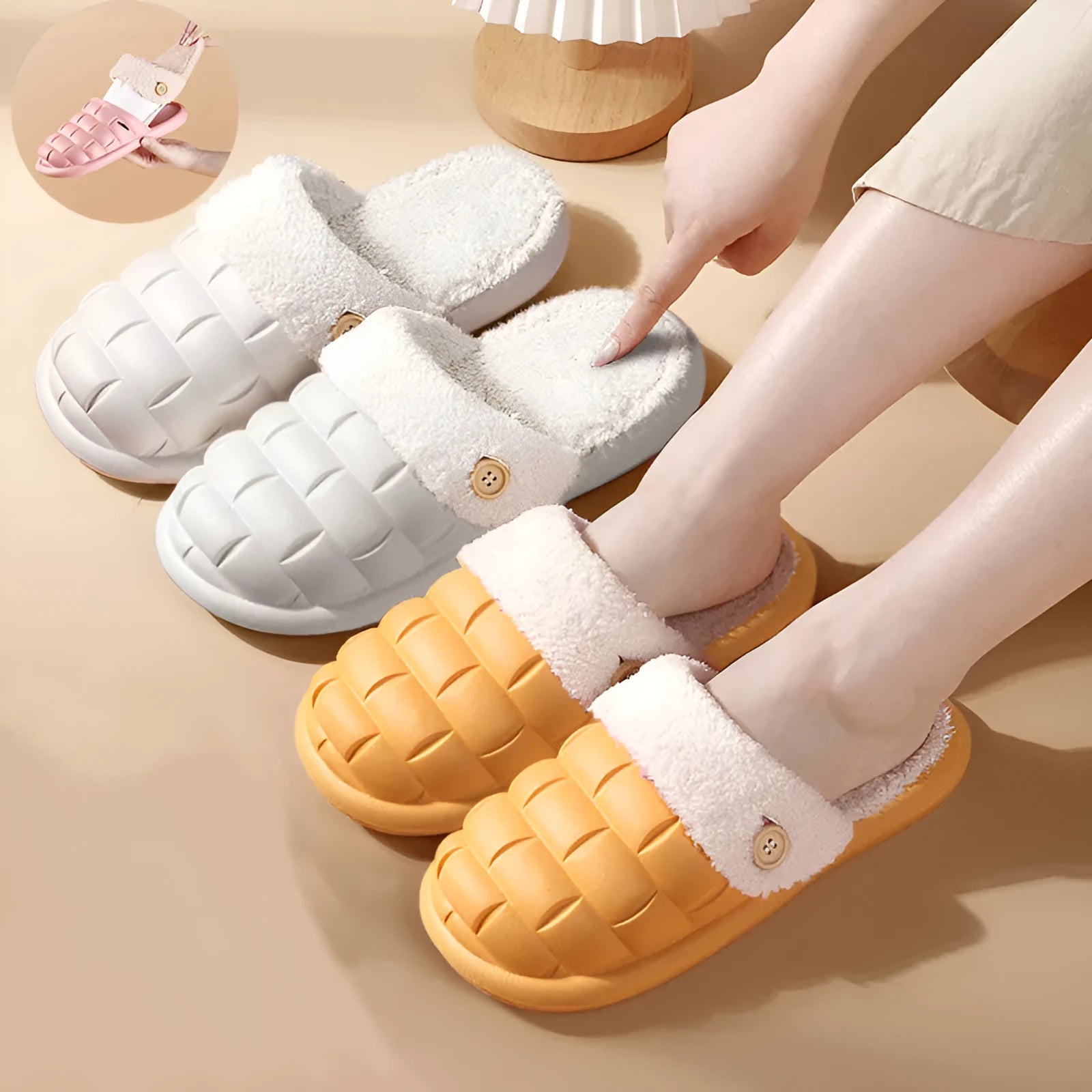 Plaid detachable slippers with a non-slip EVA sole and warm plush inner lining.