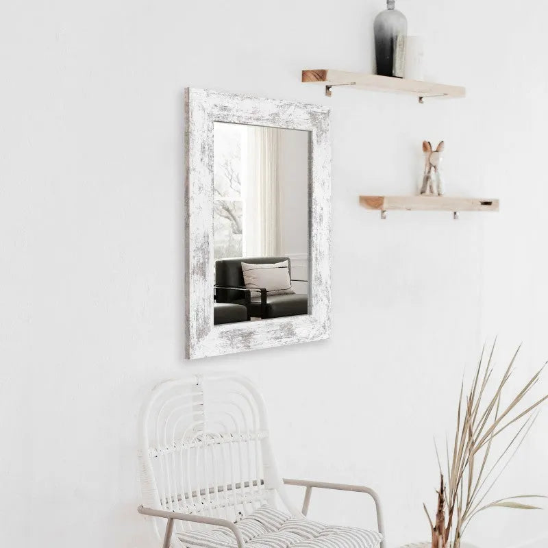 Wall-mounted modern pastoral style bathroom mirror with retro Chinese frame in small old white