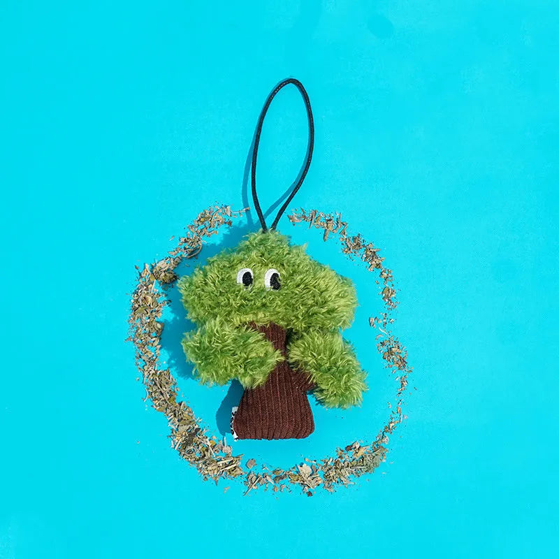 Pine tree shaped cat toy with cat mint filling and tease stick in three sizes