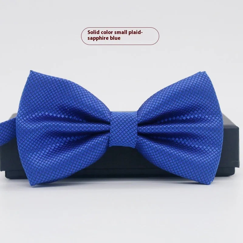 Men's solid colour flat head polyester bow tie on white background