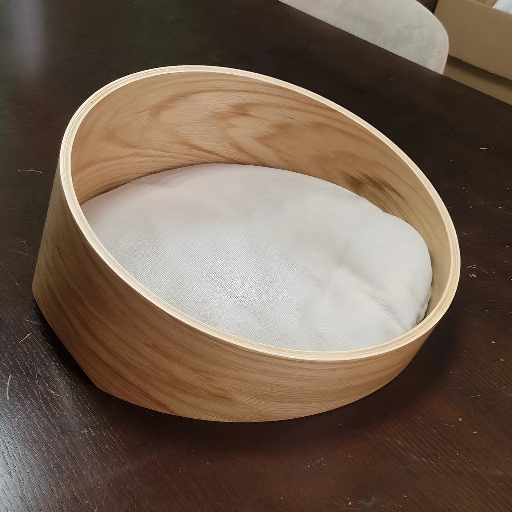 Solid wood cat bed indoor cattery natural wood colour 35cm diameter