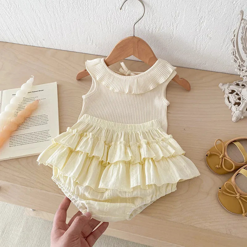 Beige girls cotton two-piece set with ruffled collar top and double layer Bud waist shorts