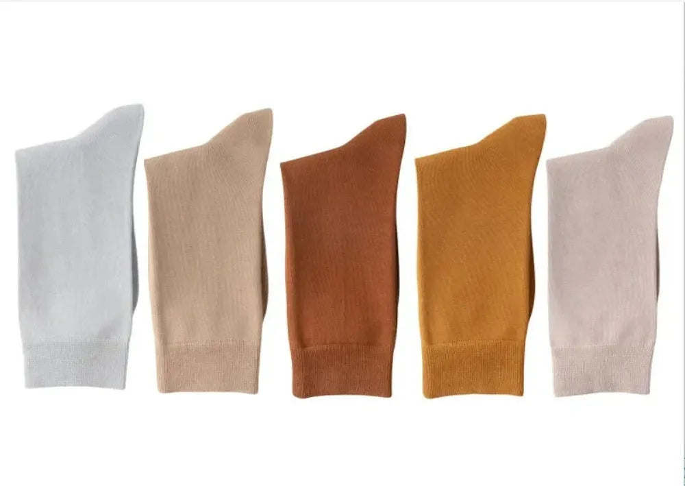 Mid-calf men's business socks in combed cotton available in twelve solid colours