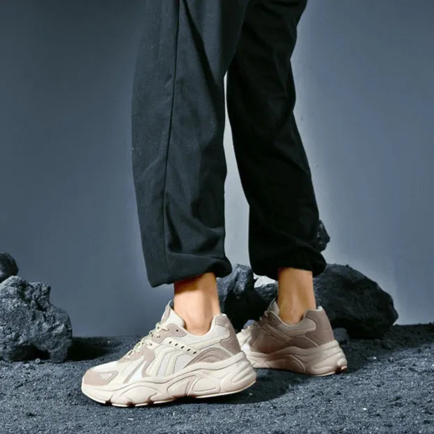 Men's beige and black flat casual sneakers shown in sizes 36 to 46