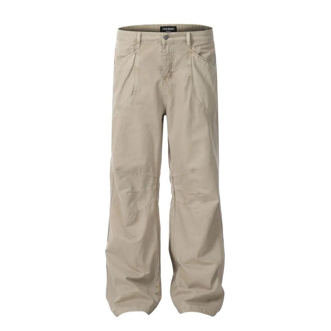 Men's loose straight-leg trousers in brown colour with high-waist design and zipper fly closure